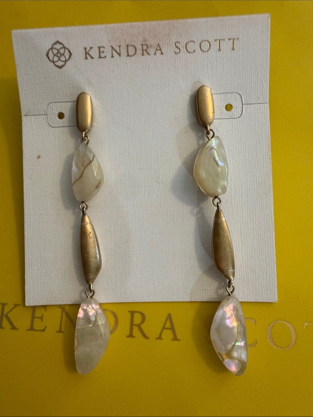 Kendra Scott Gold and Ivory drop earrings